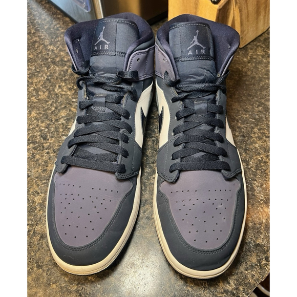 Nike Air Jordan 1 Mid Obsidian Sanded Purple - Picture 9 of 10